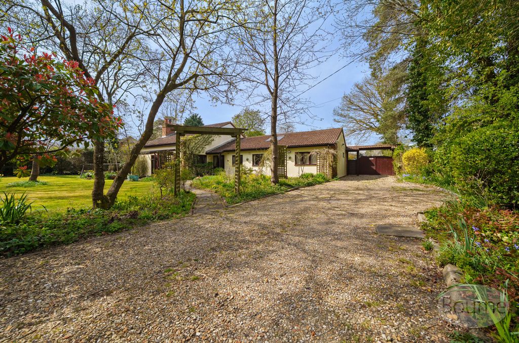 Property photo 2 of 26 32A450Ac-6Ca8-49E...