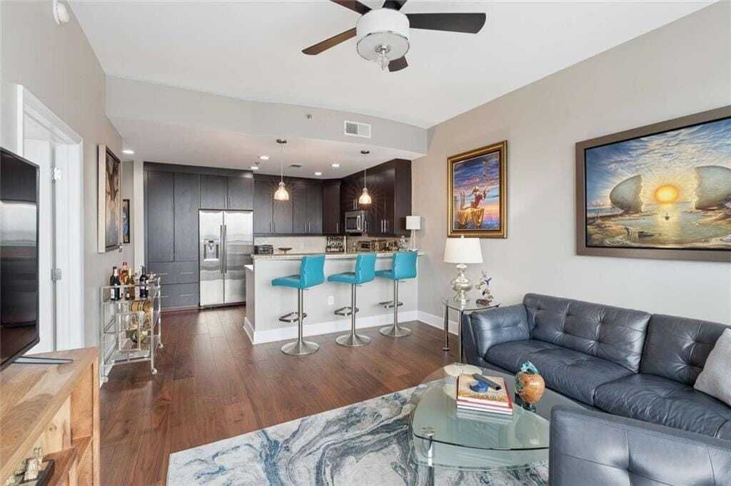 Property photo 1 of 31