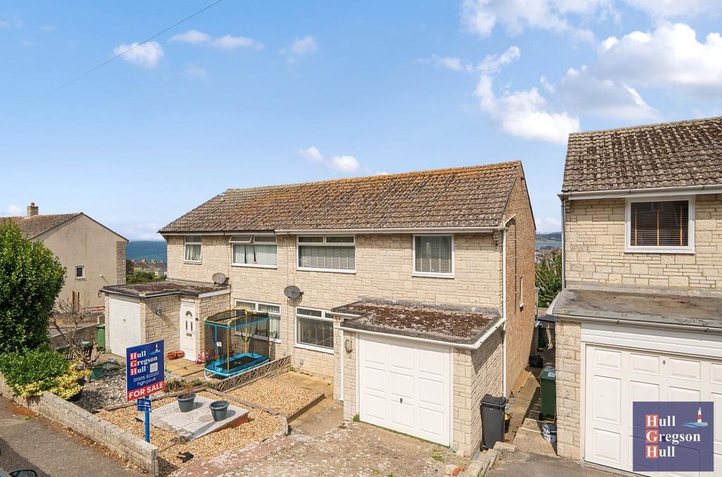 Property photo 1 of 20 Ed25782A-A698-4E2B-81cd-Aa6Fa3Fb38Eb.Jpg