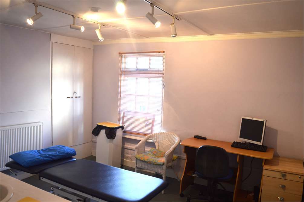 Property photo 1 of 6