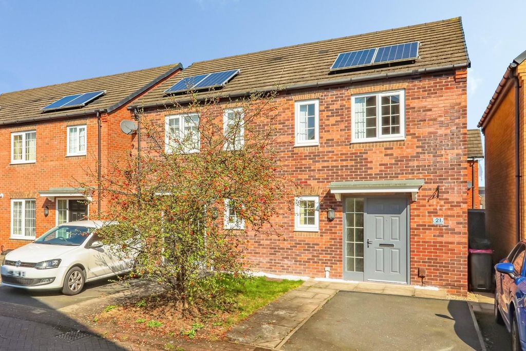 Property photo 1 of 13 Front