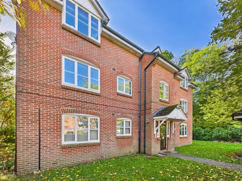 Property photo 1 of 8 Picture 1