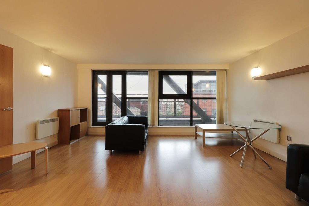 Property photo 1 of 16 Living Room