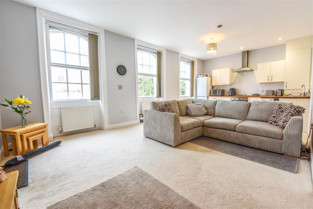 Property photo 2 of 17 Dsc_8416.Jpg