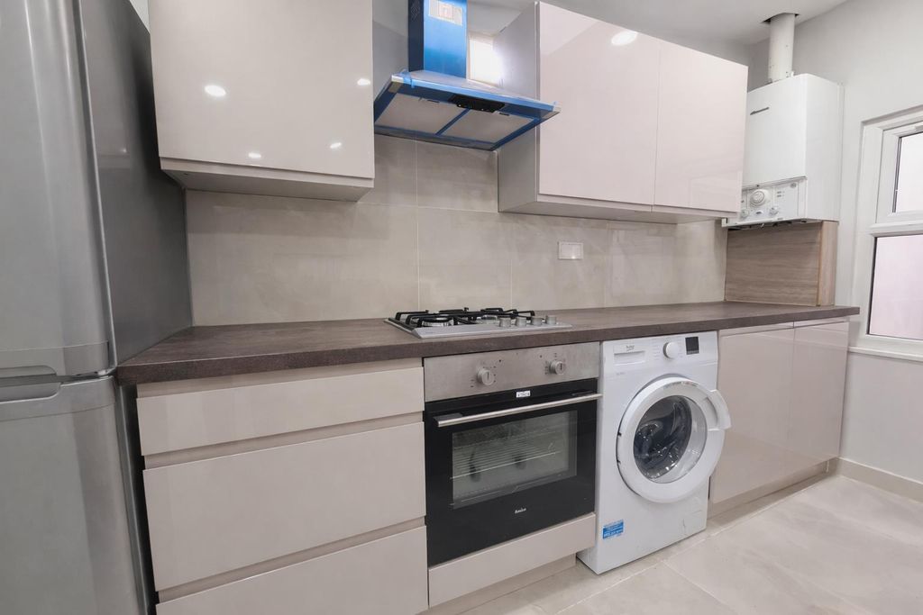 Property photo 3 of 6 Chatgpt Image Jan 15, 2026, 05_23_32 Pm.Png