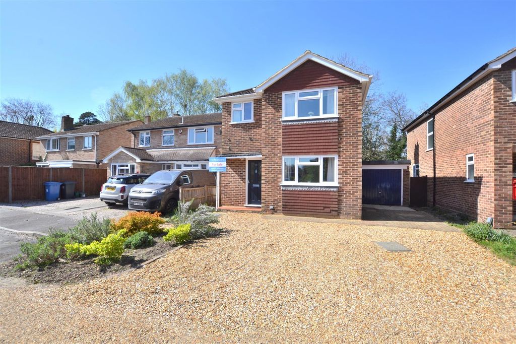 Property photo 1 of 19 Front 1.Jpg