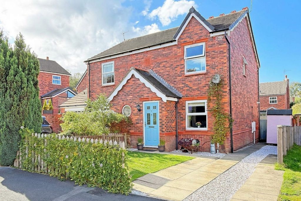 Property photo 1 of 18