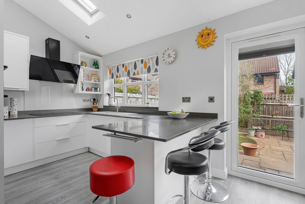 Property photo 3 of 14 Photo 15