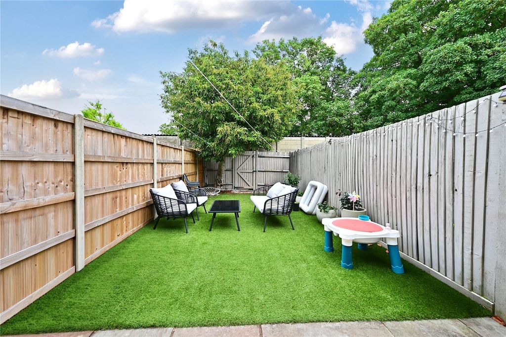 Property photo 3 of 10 Picture No. 07