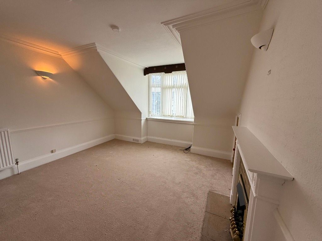 Property photo 2 of 12 Photo 2