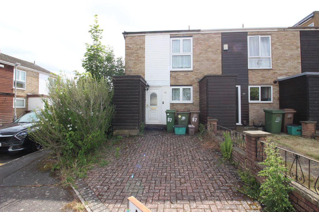 Property photo 1 of 8
