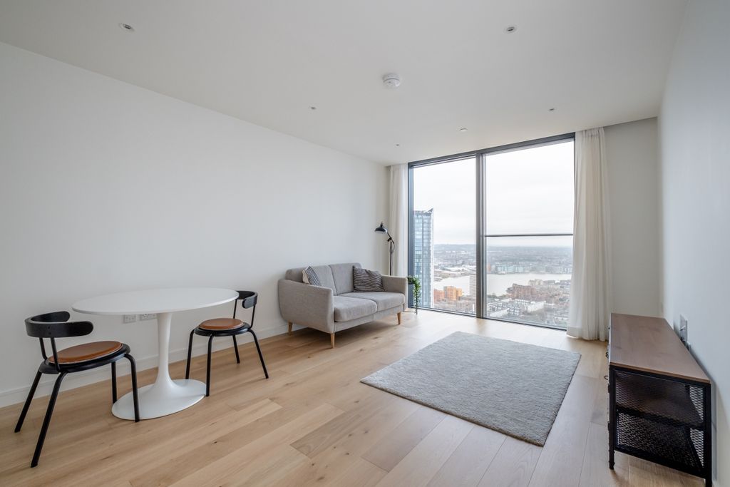 Property photo 1 of 10 Reception (3)