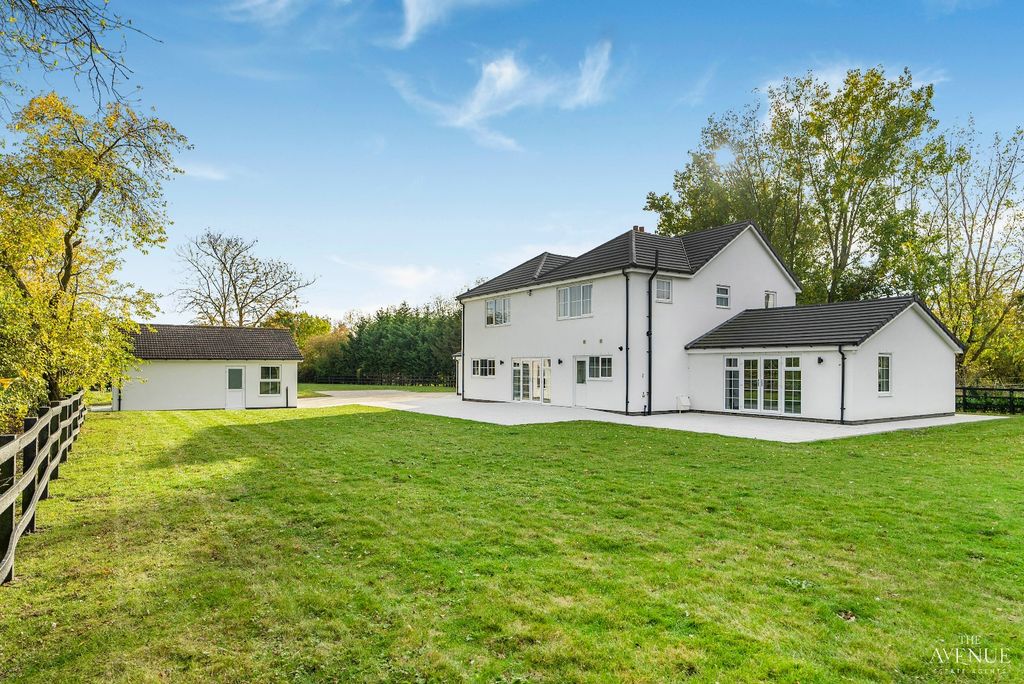 Property photo 1 of 26 4549840