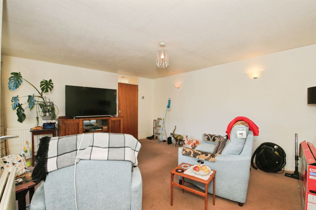 Property photo 2 of 14