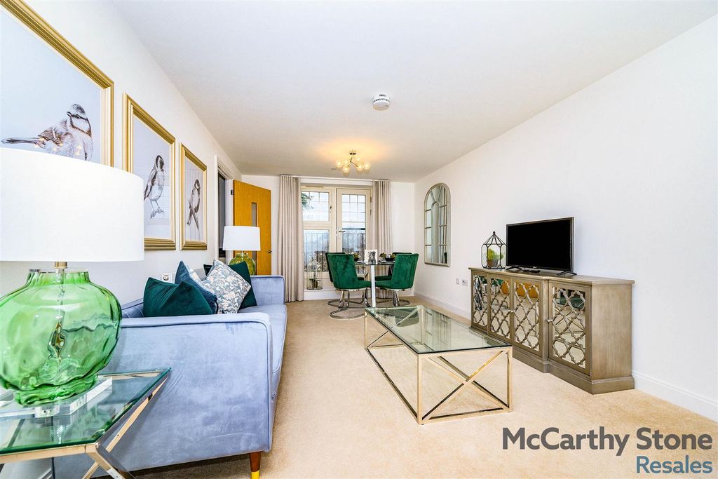 Property photo 2 of 29 Hatfield-16.Jpg