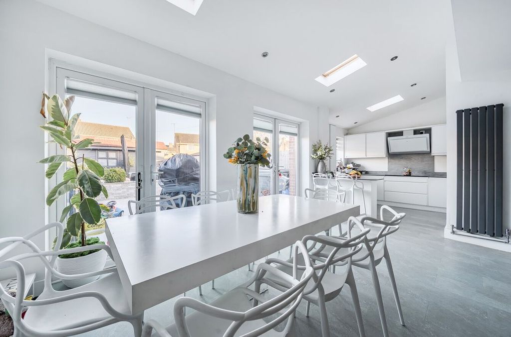 Property photo 2 of 21 138276311691B7B7cd14F2