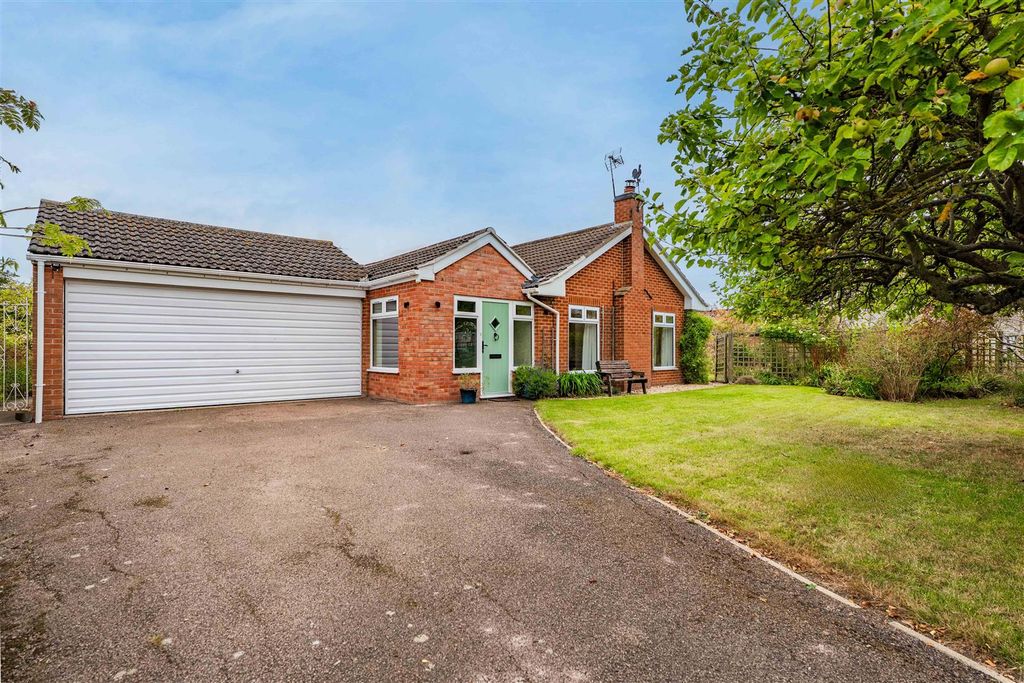 Property photo 1 of 30 Little Orchard-06.Jpg