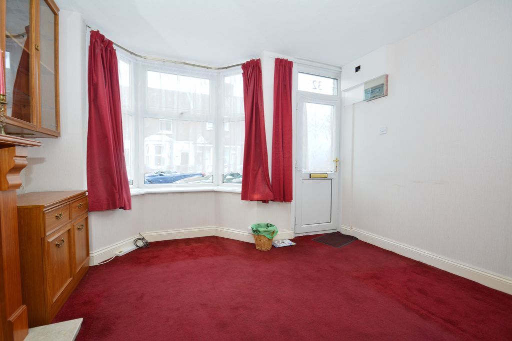 Property photo 2 of 9 Photo 14