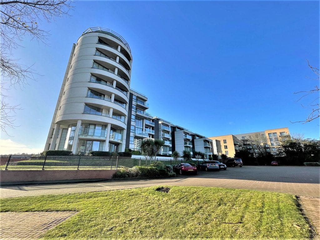 Property photo 1 of 25