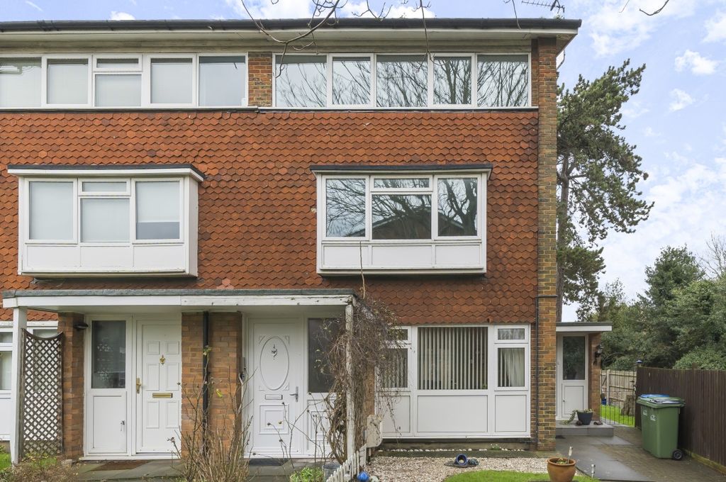 Property photo 1 of 14 External (2)