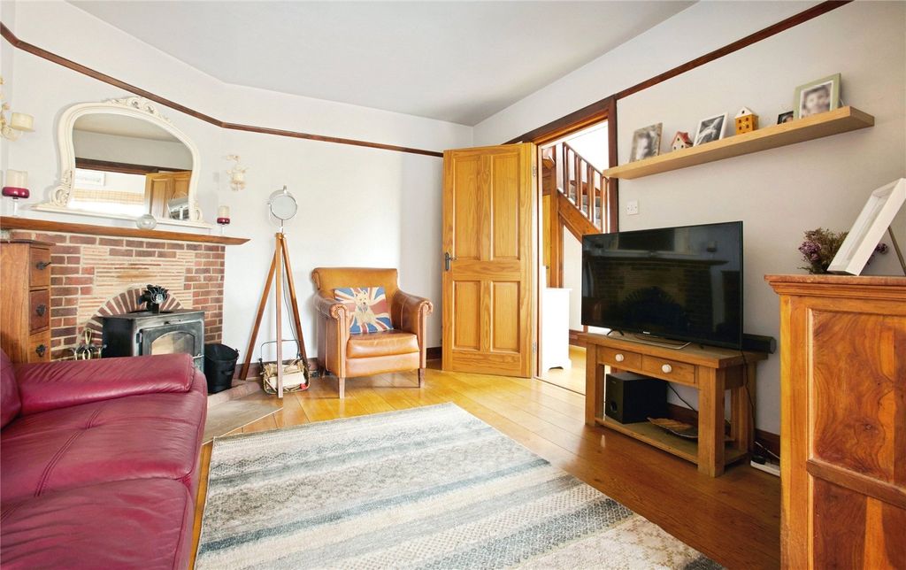 Property photo 2 of 24 Picture No. 36