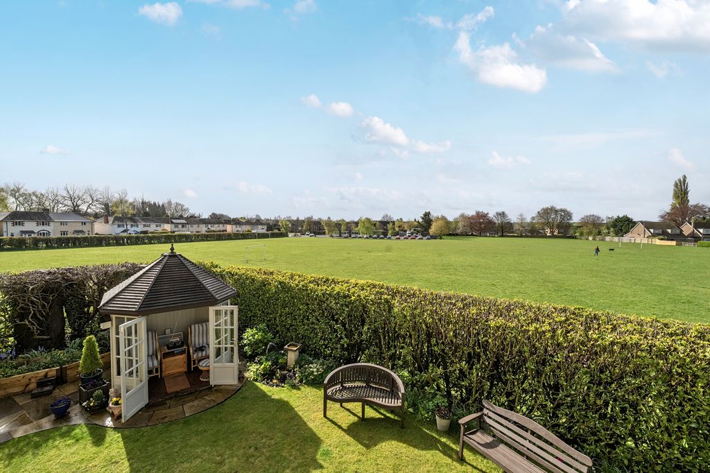 Property photo 3 of 20