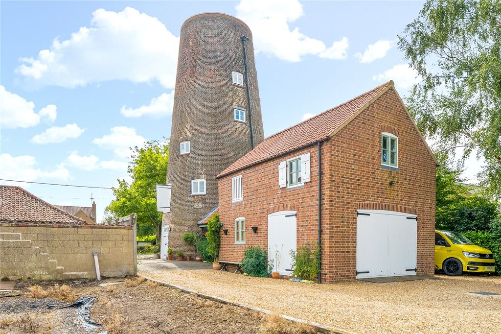 Property photo 2 of 30 The Mill