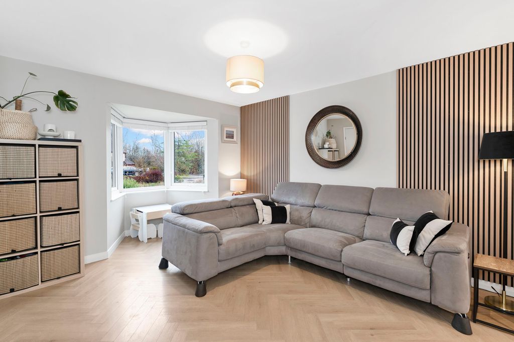 Property photo 3 of 12 Property Image 3