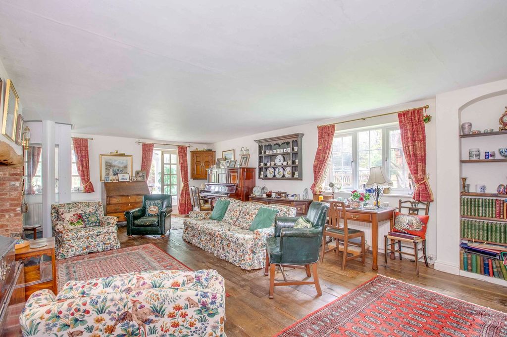 Property photo 3 of 15