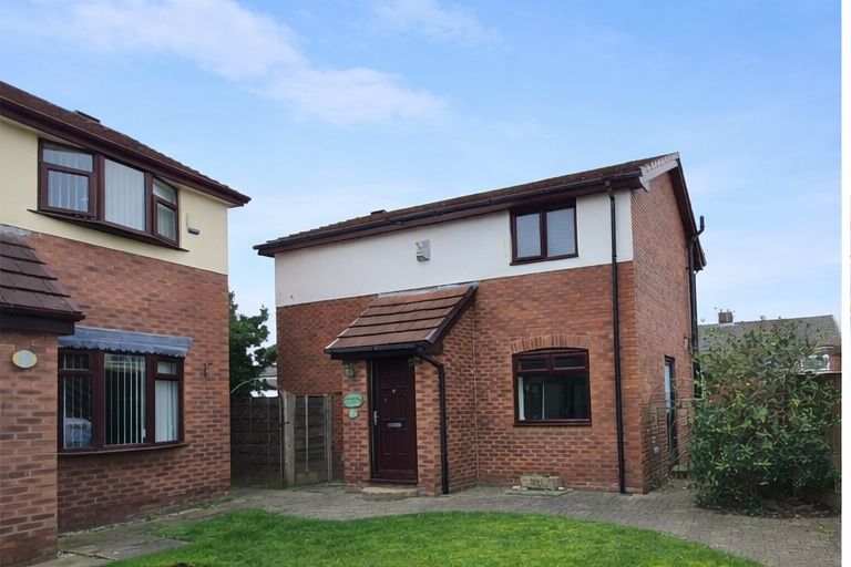 Property photo 1 of 14 Property_Front_Landscape