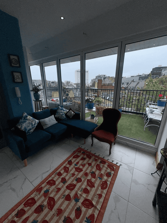 Property photo 2 of 17