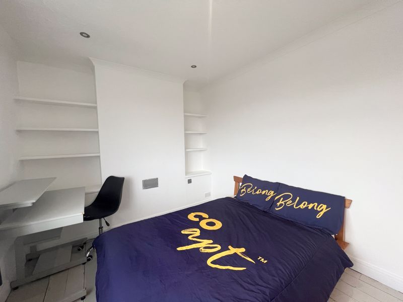 Property photo 2 of 11 Photo 16