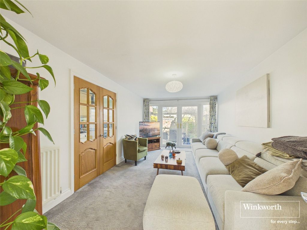 Property photo 2 of 12 Picture No. 06