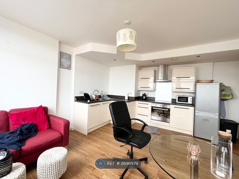 Property photo 3 of 8