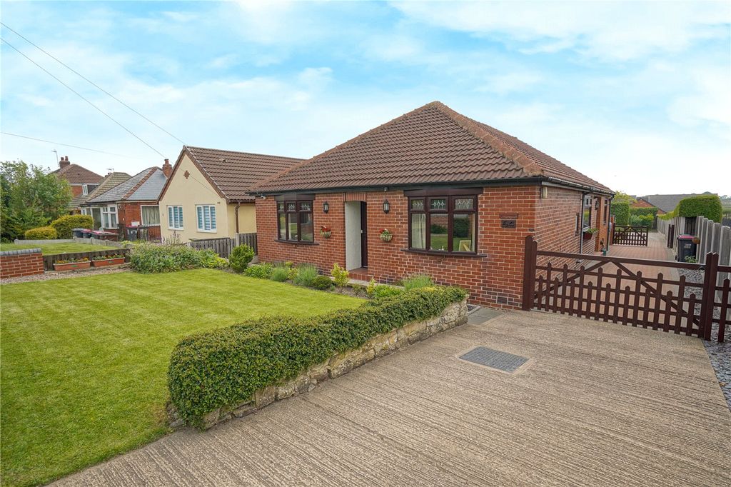Property photo 1 of 24 Picture No. 30