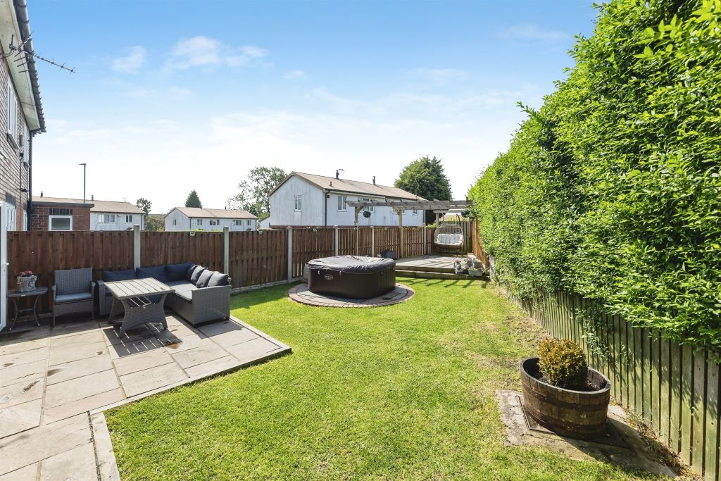 Property photo 3 of 19