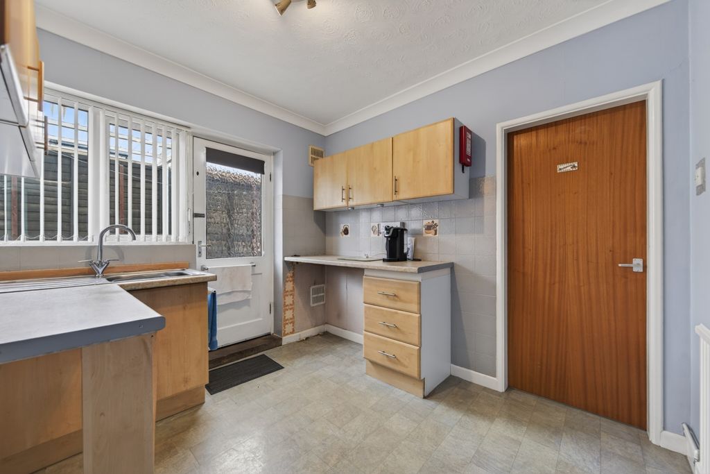 Property photo 1 of 19 Cedarwayweb15