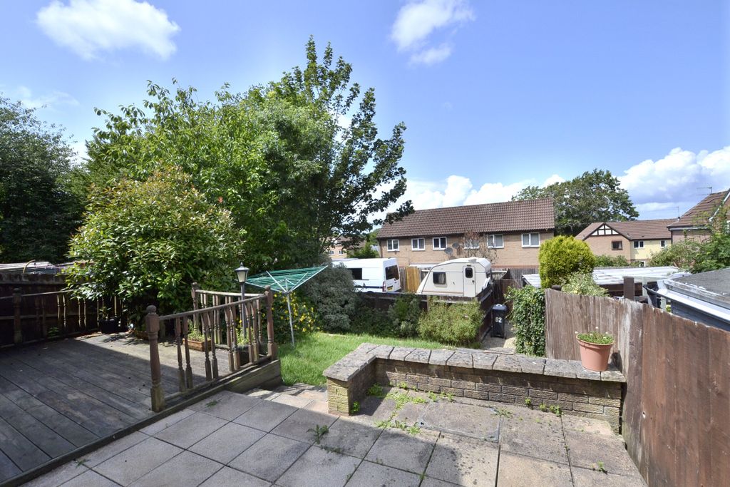 Property photo 3 of 11 Picture No. 20
