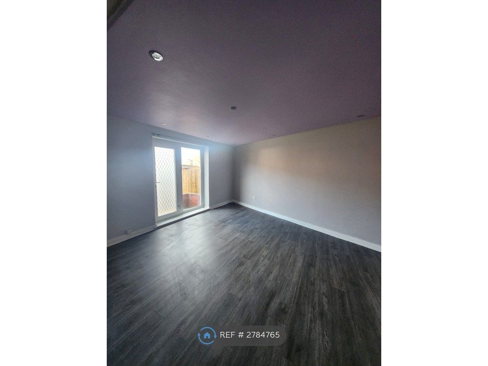 Property photo 2 of 8 Living Room 2