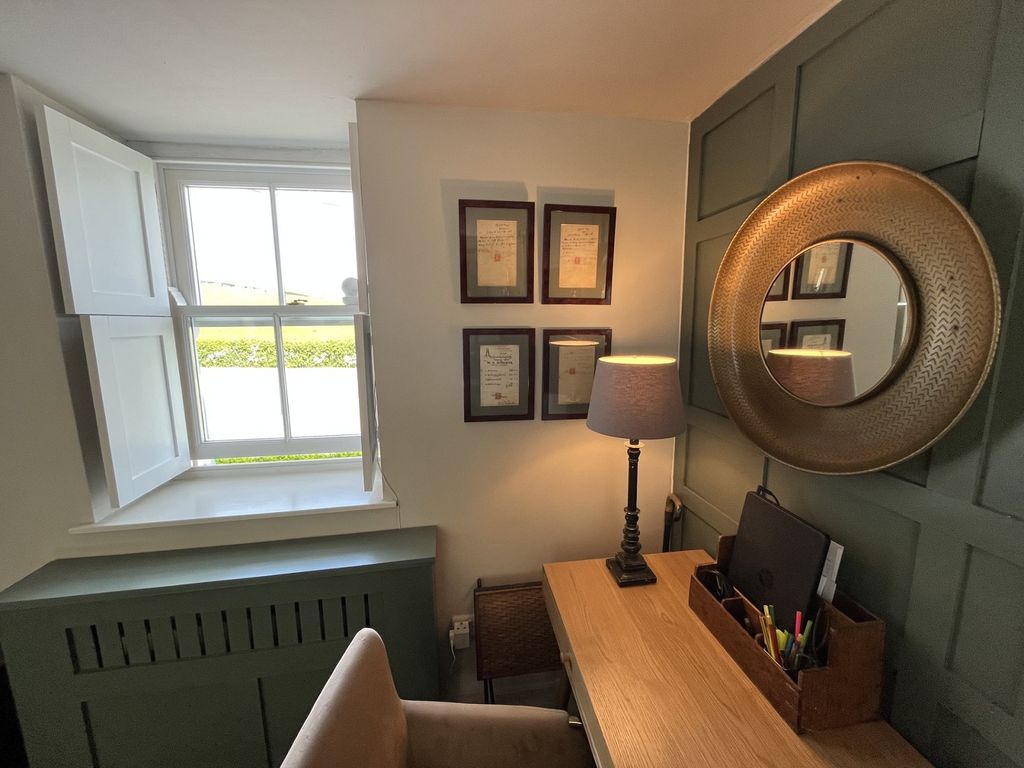Property photo 3 of 19 Not Specified