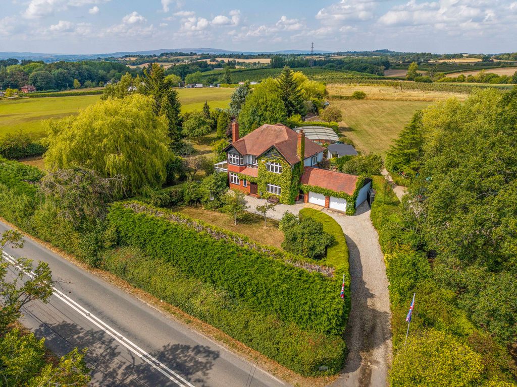 Property photo 2 of 49