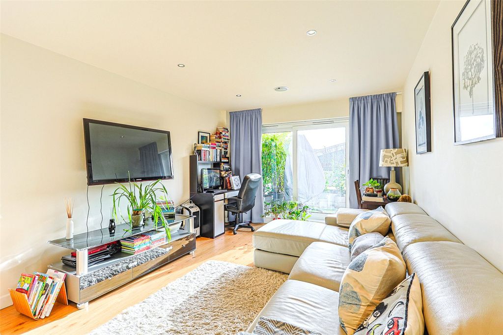 Property photo 1 of 17 Picture No. 06