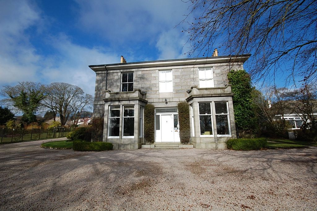 Property photo 2 of 27 Photo 2