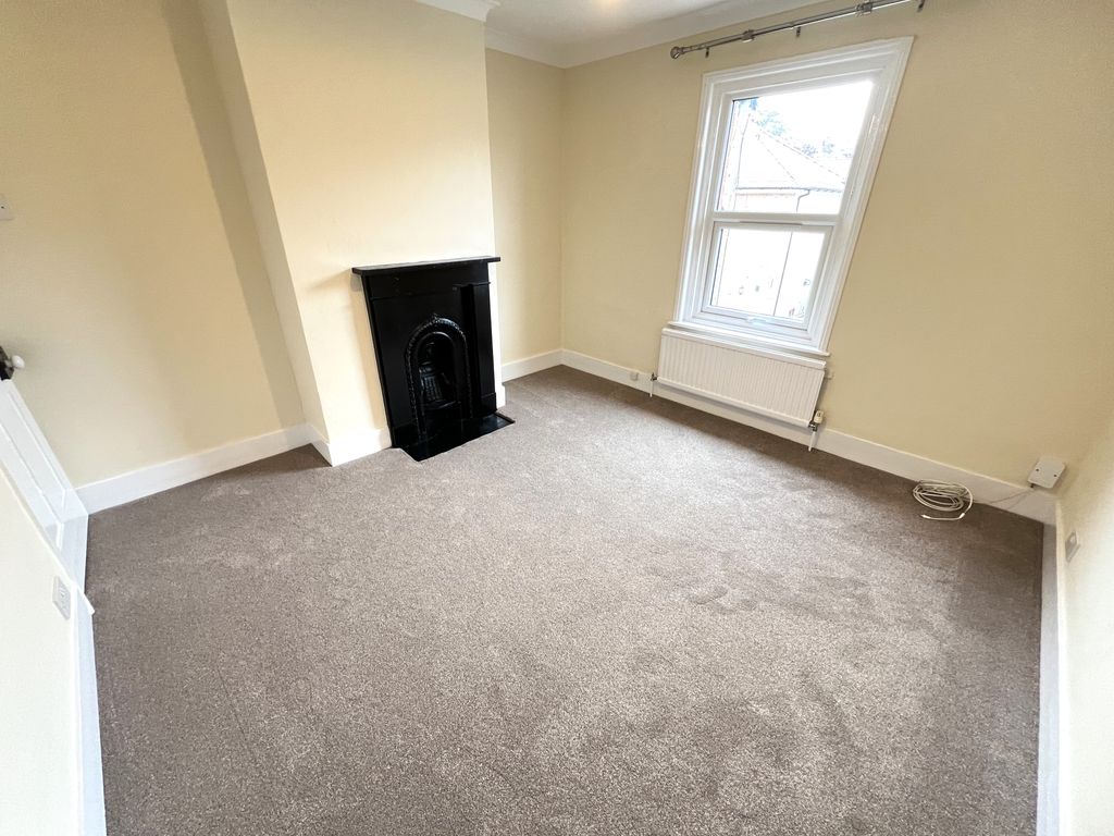 Property photo 2 of 8 Bedroom 2
