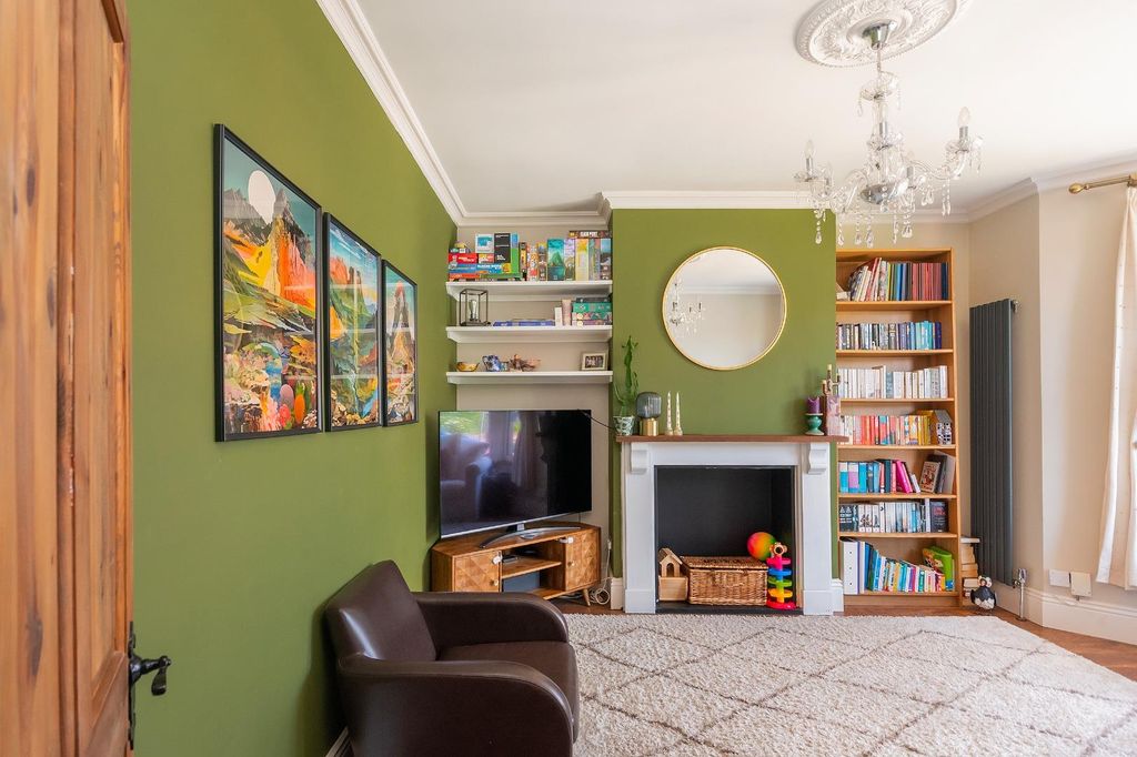 Property photo 1 of 34 1C5Prsl - Living Room C.Jpg