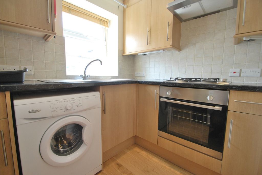 Property photo 3 of 8 Photo 3