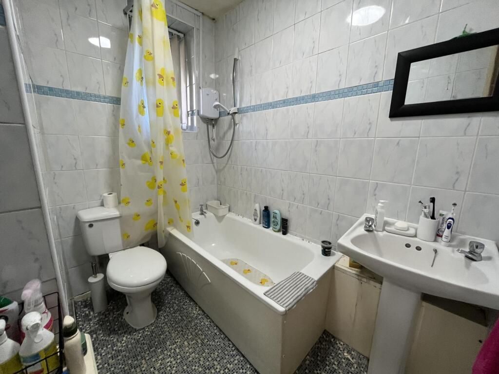 Property photo 3 of 4