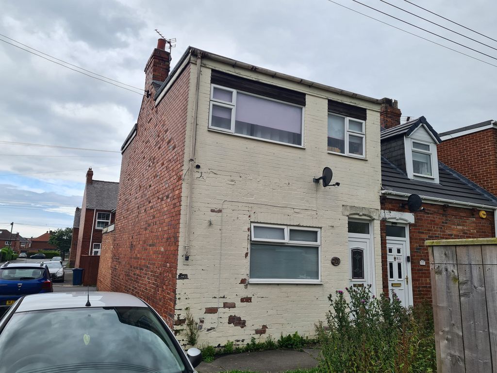 Property photo 1 of 2