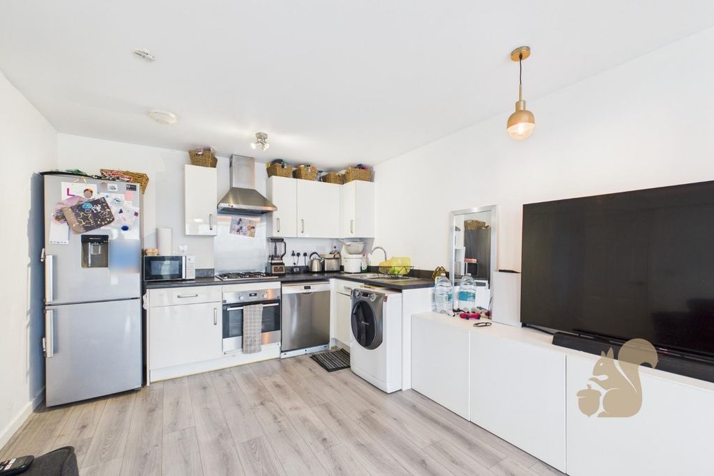 Property photo 2 of 15 Cam01659G0-Pr0627-Still003.Jpg