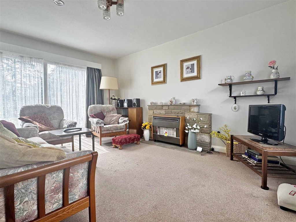 Property photo 2 of 23 l1.Jpg